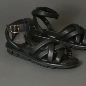 Sandals^OA A26 Black