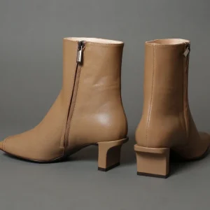 Boots^Bottega 23 B472 Taupe