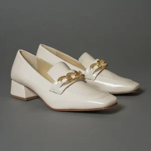 Flats^Conflict For Interest 727 Viola Beige