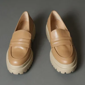 Loafers^Conflict For Interest Dora 740 Beige