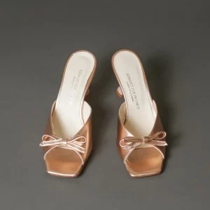 Sandals^Conflict For Interest Maldive Rose Gold